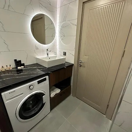 Hilloria 公寓式酒店 *